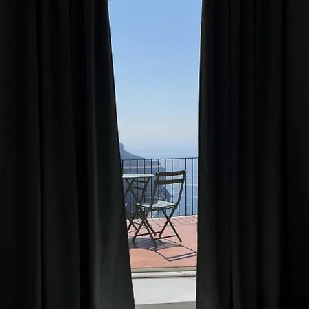 شقة Ravello Rooms Apartment