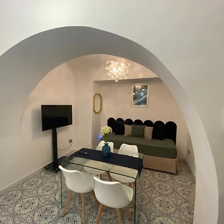 Ravello Rooms Apartment *