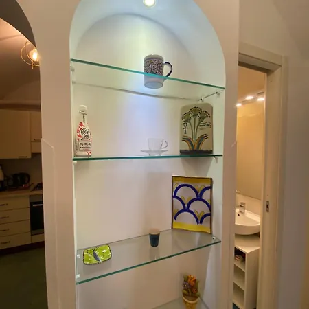 Ravello Rooms Apartment شقة رافيلّو