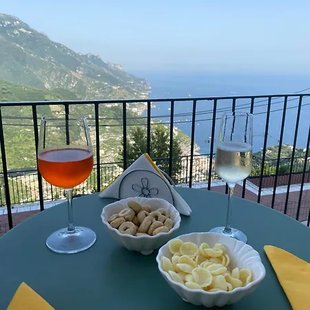 Ravello Rooms Apartment *